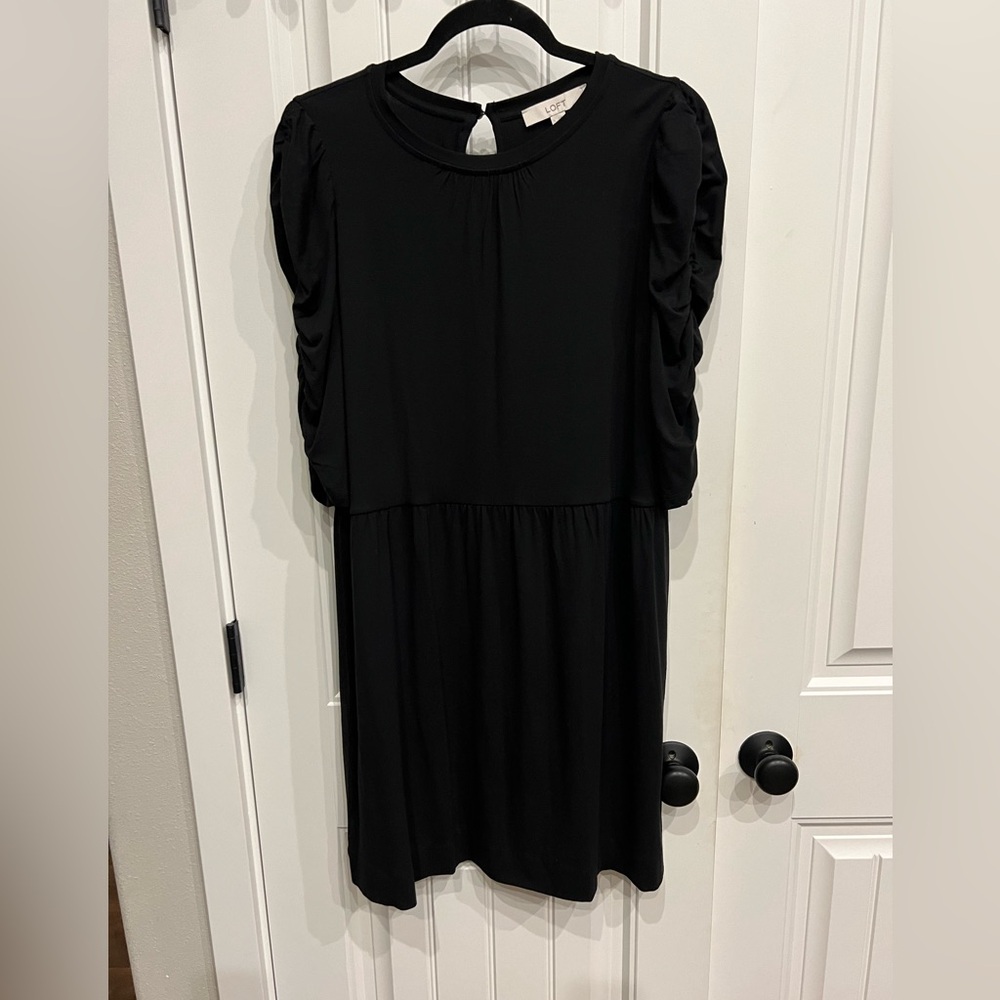 Loft Dress in black Sz M